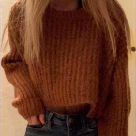 go to cute cropped sweater - Picture 2 of 4